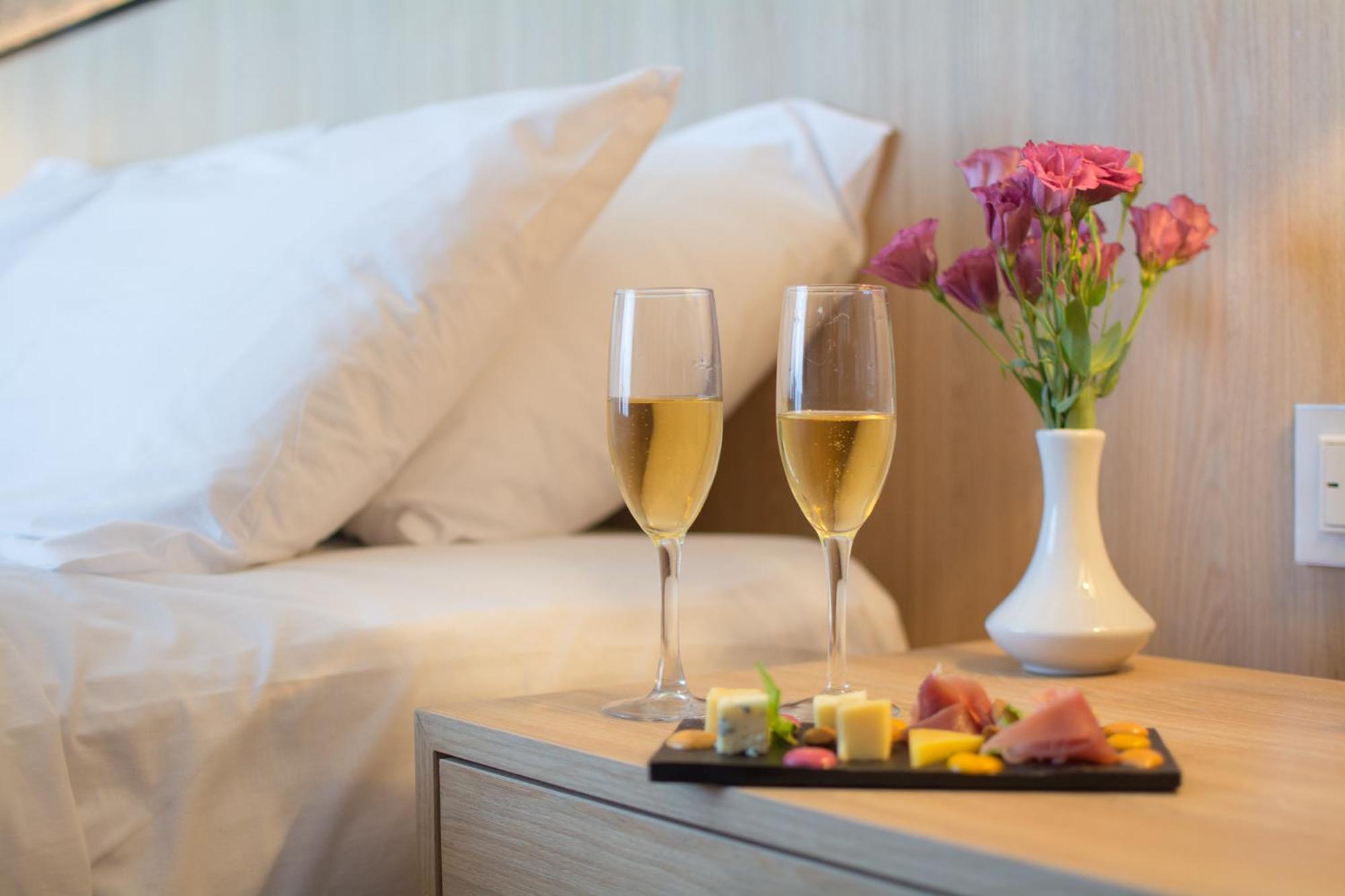 Holiday Inn Rosario By Ihg Экстерьер фото